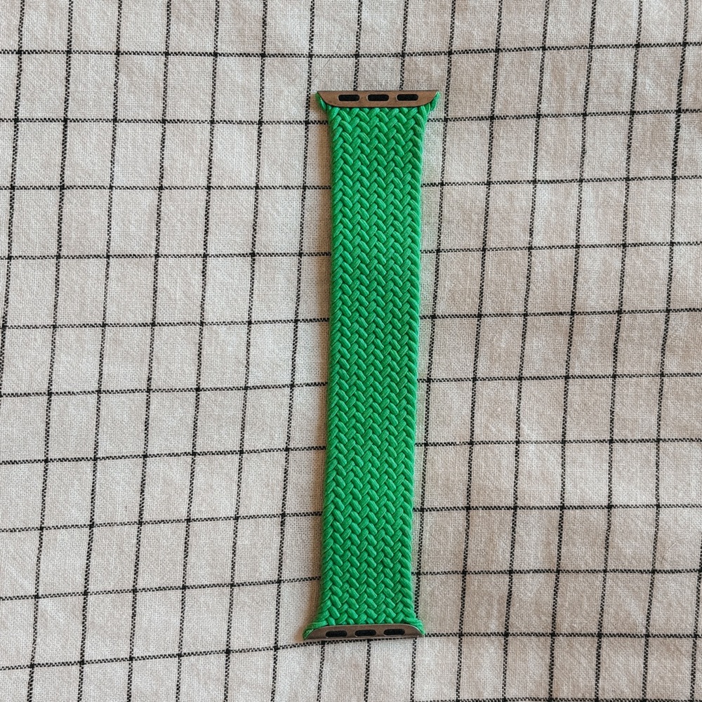 Apple Watch braided loop band